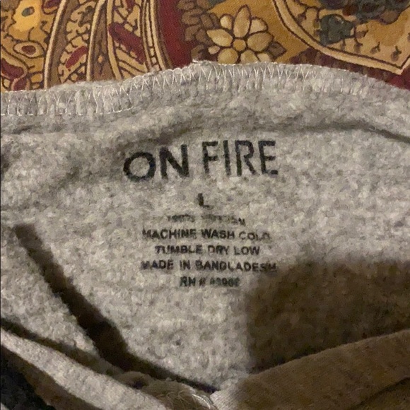 Sweatshirt - Picture 4 of 5